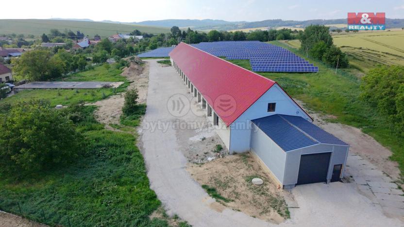 Pronájem skladu, Újezdec, 800 m2