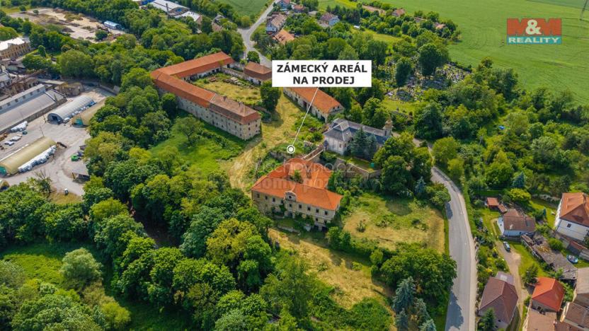 Prodej komerčního pozemku, Zvoleněves, 18484 m2