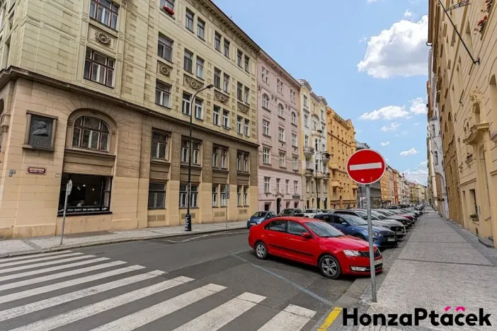Prodej komerční nemovitosti, Praha - Nové Město, Dittrichova, 66 m2