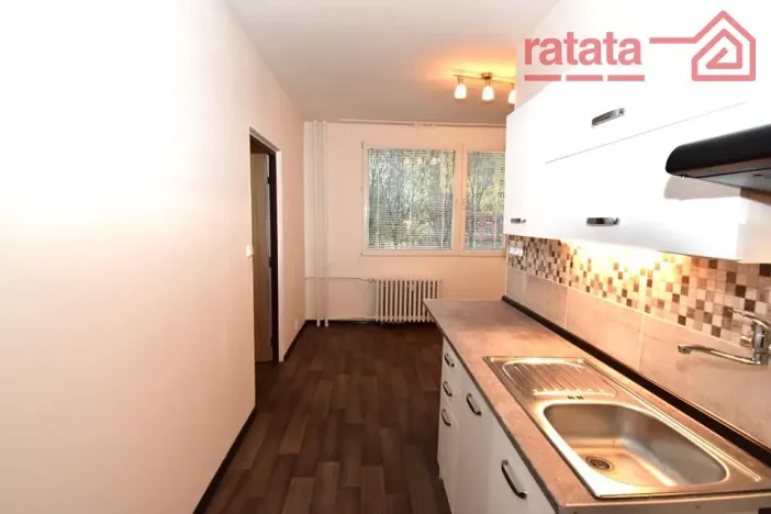 Pronájem bytu 2+1, Chomutov, Dřínovská, 60 m2