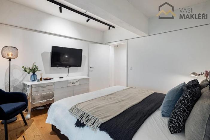 Prodej bytu 4+kk, Praha - Košíře, Naskové, 151 m2