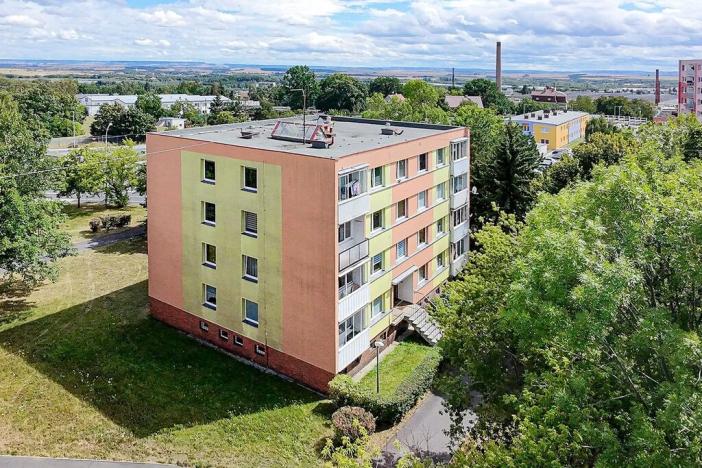 Pronájem bytu 2+1, Chomutov, Vítězslava Nezvala, 60 m2
