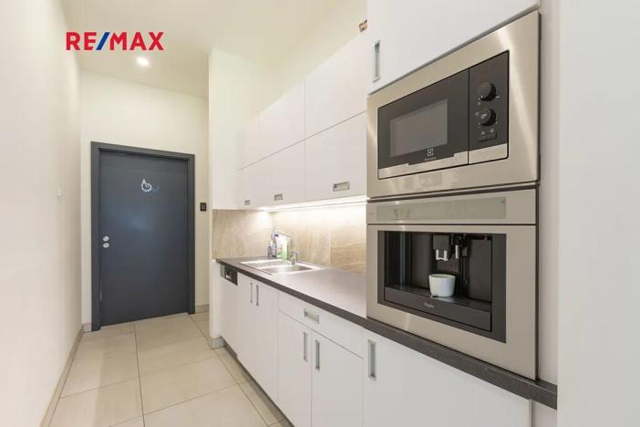 Prodej kanceláře, Kvasiny, 1150 m2