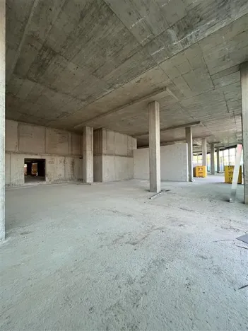Pronájem obchodního prostoru, Brno, Škrobárenská, 222 m2