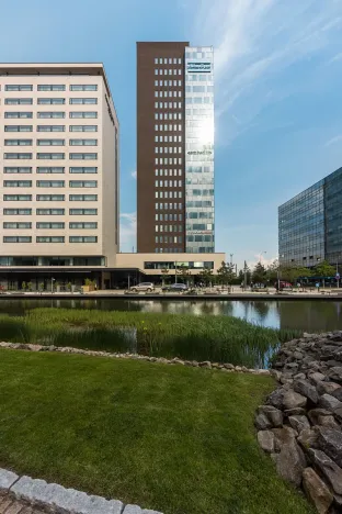 Pronájem kanceláře, Brno, Holandská, 250 m2