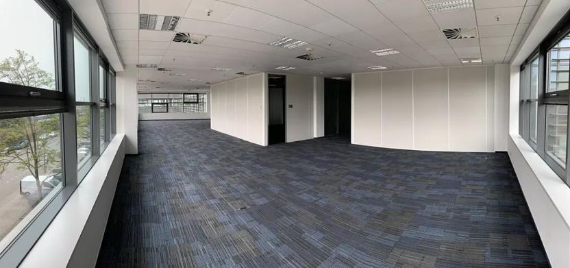 Pronájem kanceláře, Brno, Holandská, 1283 m2