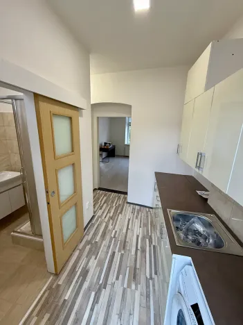 Pronájem bytu 1+kk, Brno, Dukelská třída, 30 m2