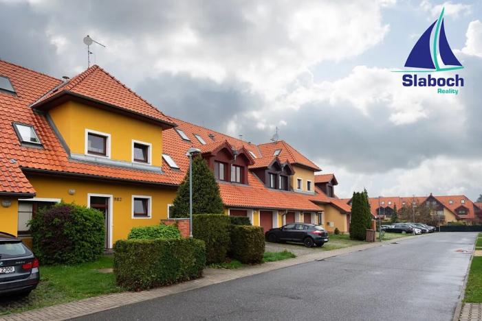 Pronájem bytu 1+kk, Jesenice, Lomená, 41 m2