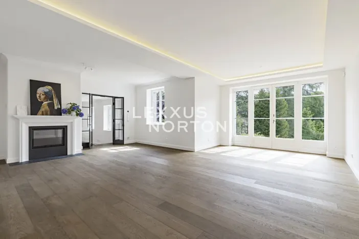 Prodej vily, Praha - Dejvice, V Šáreckém údolí, 253 m2