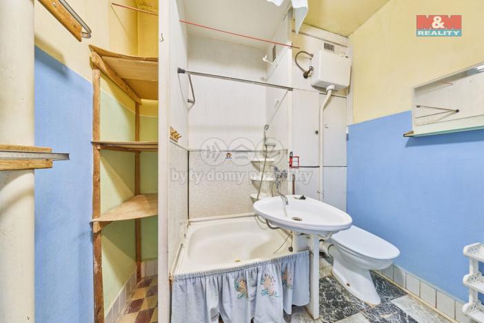 Prodej bytu 1+kk, Broumov - Olivětín, Dukelská, 29 m2