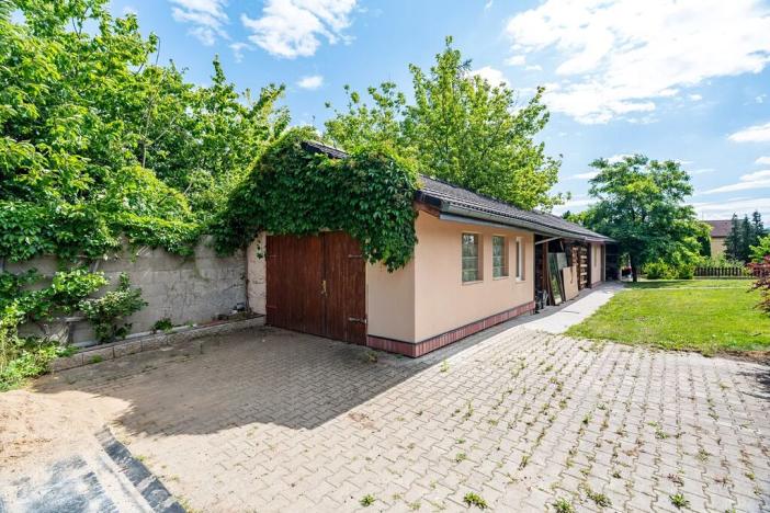 Prodej rodinného domu, Zabrušany, 242 m2