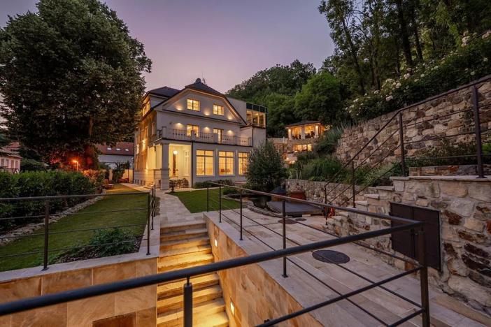 Prodej vily, Praha - Lysolaje, Čábelecká, 850 m2