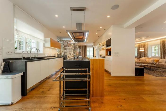 Prodej vily, Praha - Lysolaje, Čábelecká, 850 m2