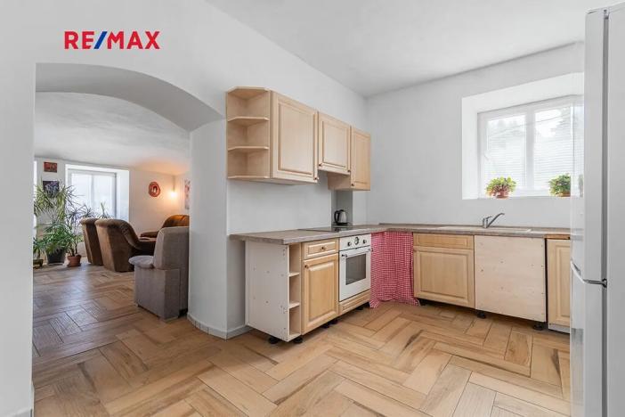 Prodej rodinného domu, Kozárovice, 174 m2