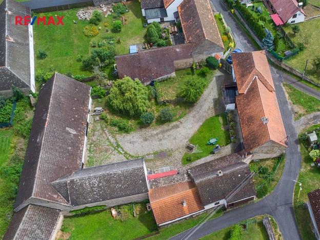 Prodej rodinného domu, Kozárovice, 174 m2