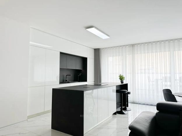 Pronájem bytu 3+kk, Praha - Karlín, Křižíkova, 131 m2