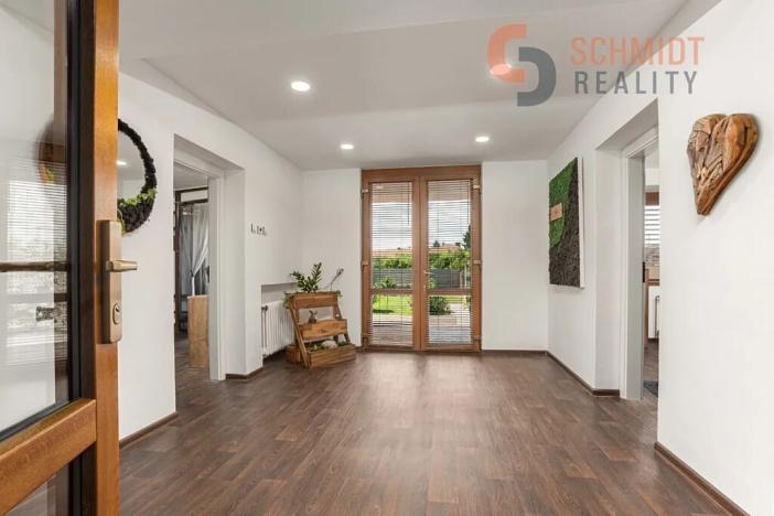 Prodej rodinného domu, Velké Bílovice, nám. Osvoboditelů, 350 m2