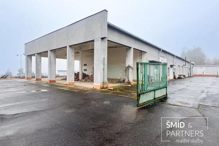 Pronájem skladu, Vrátkov, 1170 m2