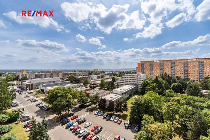 Prodej bytu 2+kk, Praha - Kobylisy, Hlaváčova, 47 m2