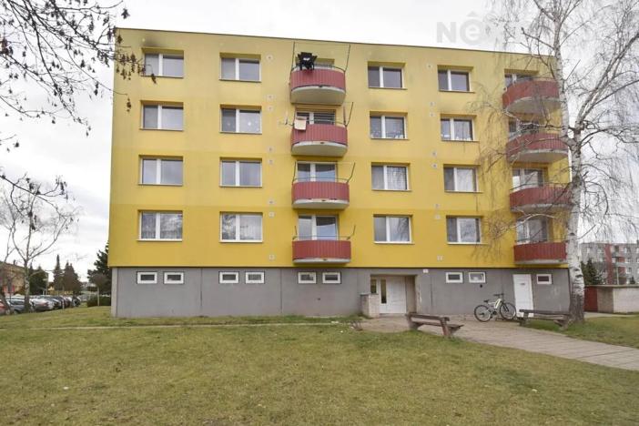Pronájem bytu 1+kk, Břeclav, Budovatelská, 31 m2