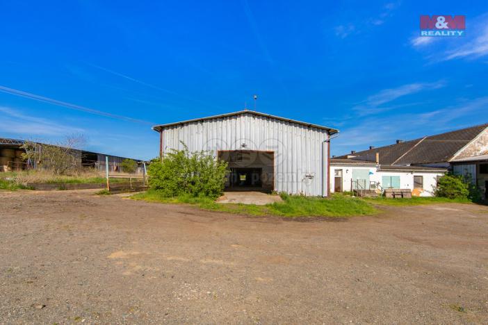 Prodej zemědělského objektu, Černovice, 4026 m2