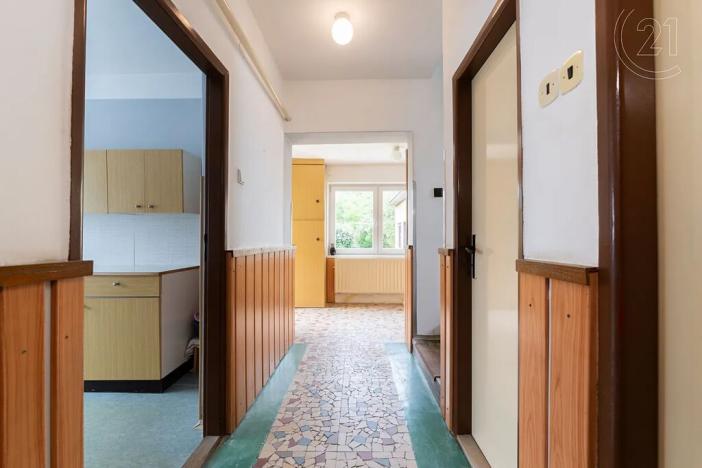 Prodej rodinného domu, Podolanka, 147 m2