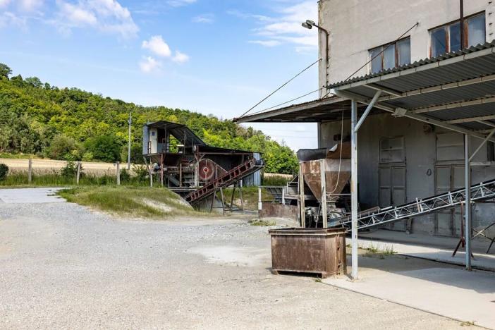 Prodej komerčního pozemku, Čebín, 17681 m2