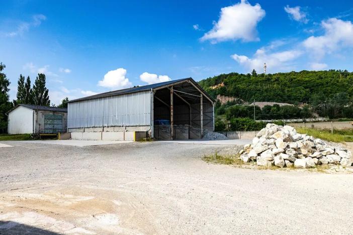 Prodej výrobních prostor, Čebín, 3507 m2