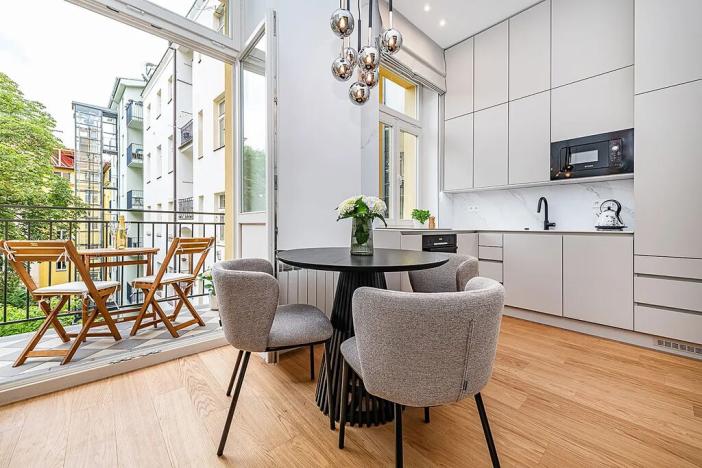 Pronájem bytu 1+kk, Praha - Vinohrady, Korunní, 30 m2