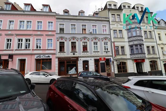 Prodej bytu 3+1, Karlovy Vary, Bulharská, 94 m2
