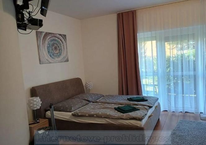 Pronájem bytu 3+1, Praha - Malá Strana, Újezd, 113 m2