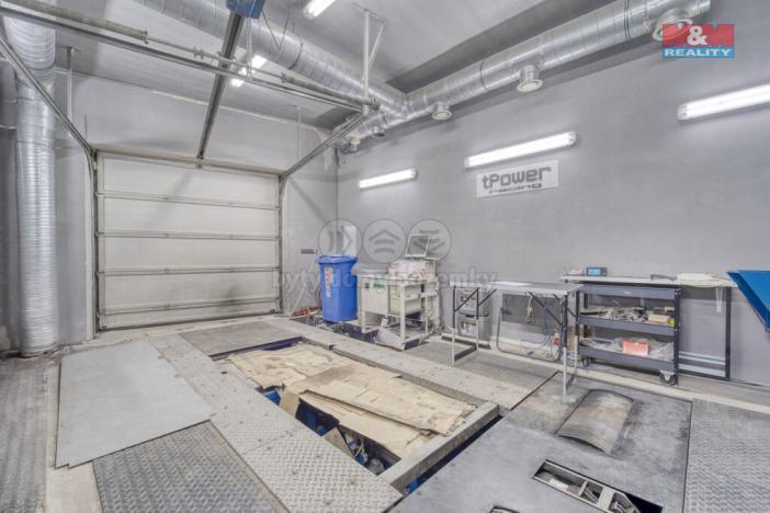 Pronájem obchodního prostoru, Králův Dvůr, Plzeňská, 189 m2