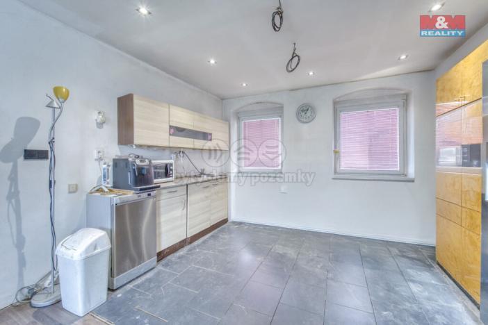 Pronájem obchodního prostoru, Králův Dvůr, Plzeňská, 189 m2