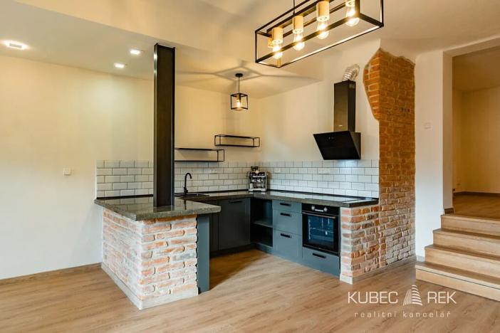Pronájem bytu 2+kk, Tábor, Třebízského, 50 m2
