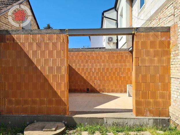 Prodej rodinného domu, Veselí nad Moravou - Zarazice, Crhounkova, 200 m2