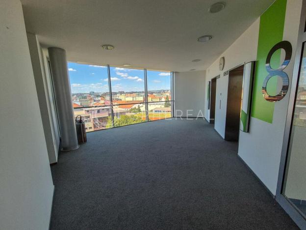 Pronájem kanceláře, Brno - Zábrdovice, Plynárenská, 240 m2