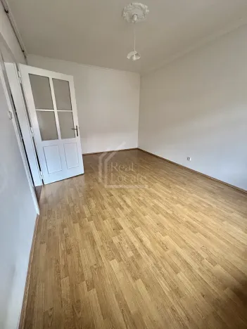 Pronájem bytu 2+kk, Praha - Vysočany, Špitálská, 57 m2