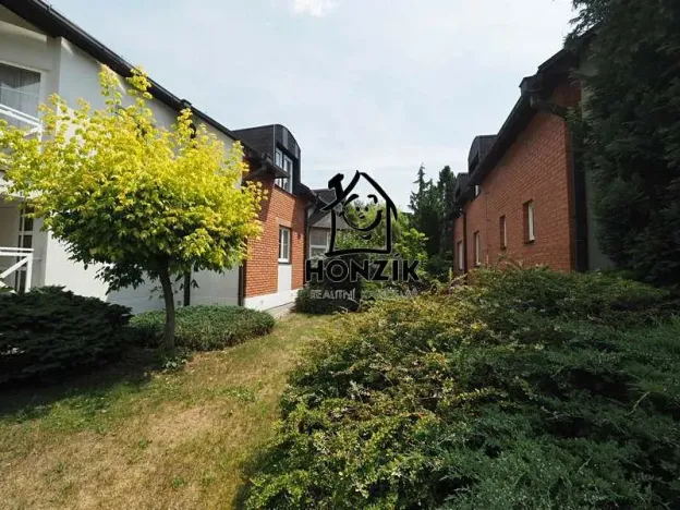 Prodej rodinného domu, Praha - Uhříněves, Úpská, 324 m2