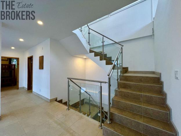 Prodej rodinného domu, Coxen Hole, Roatán, Honduras, 325 m2