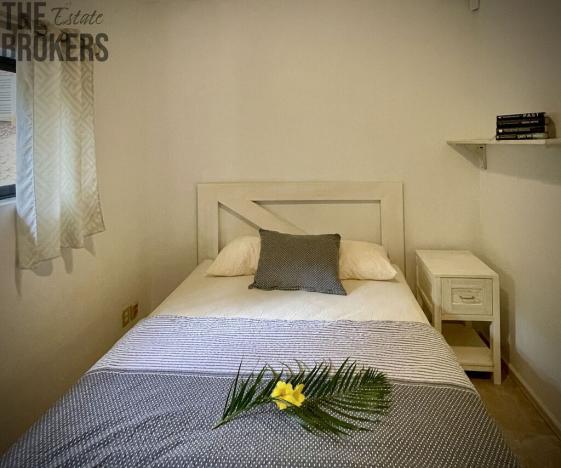 Prodej komerční, Coxen Hole, Roatán, Honduras, 304 m2