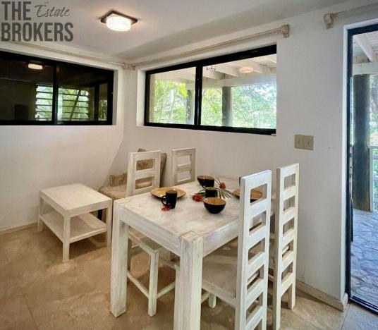 Prodej komerční, Coxen Hole, Roatán, Honduras, 304 m2