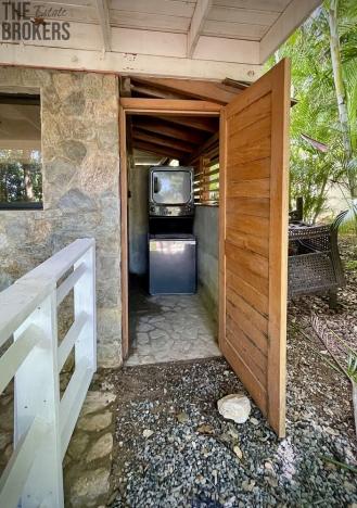 Prodej komerční, Coxen Hole, Roatán, Honduras, 304 m2