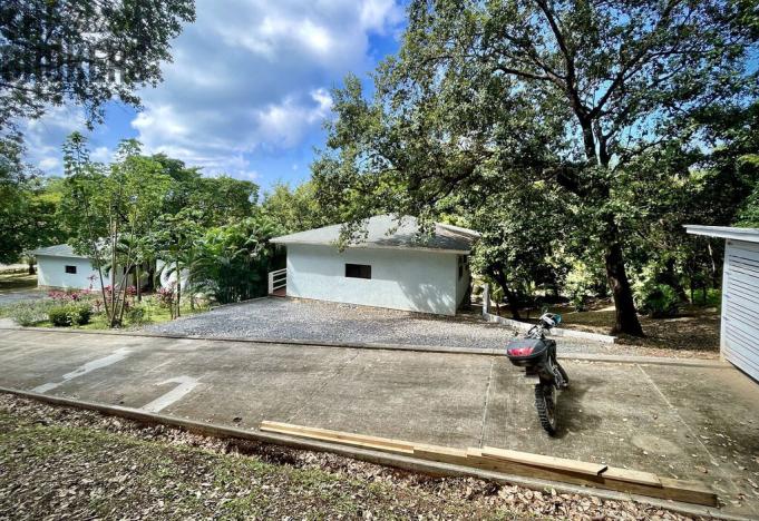 Prodej komerční, Coxen Hole, Roatán, Honduras, 304 m2