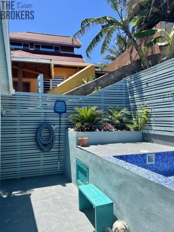 Prodej rodinného domu, Coxen Hole, Roatán, Honduras, 278 m2