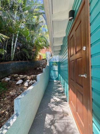 Prodej rodinného domu, Coxen Hole, Roatán, Honduras, 278 m2