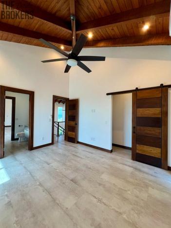 Prodej rodinného domu, Coxen Hole, Roatán, Honduras, 1452 m2