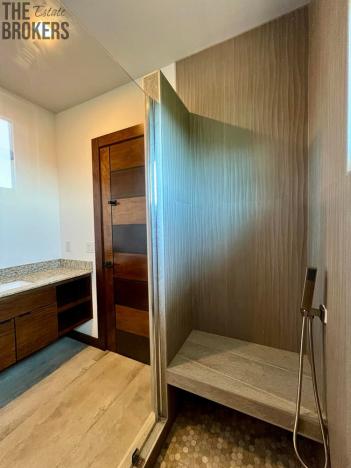 Prodej rodinného domu, Coxen Hole, Roatán, Honduras, 1452 m2