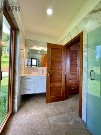 Prodej rodinného domu, Coxen Hole, Roatán, Honduras, 201 m2