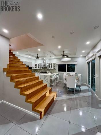 Prodej rodinného domu, Coxen Hole, Roatán, Honduras, 245 m2