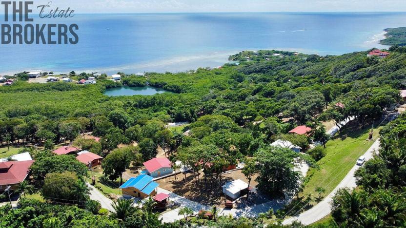 Prodej pozemku, Coxen Hole, Roatán, Honduras, 1000 m2